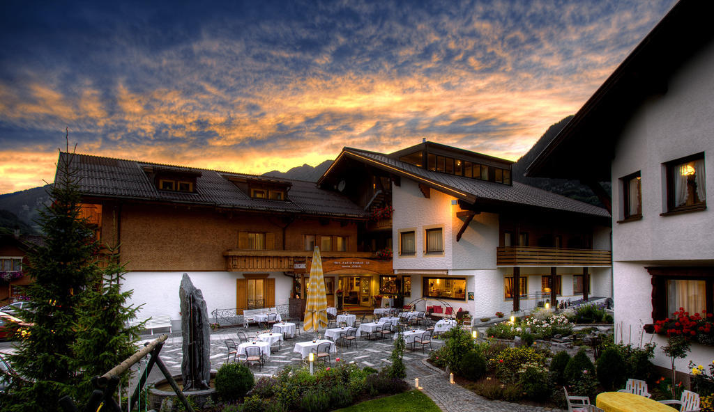 Hotel Alpenrose Au (Vorarlberg) Exteriör bild